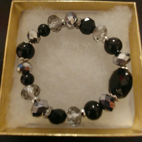 Midnight Crystal Metallic Bracelet - Picture 2 of 8